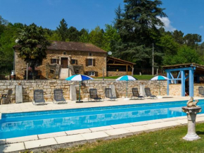 Lovely Holiday Home in Aquitaine with Private Swimming Pool